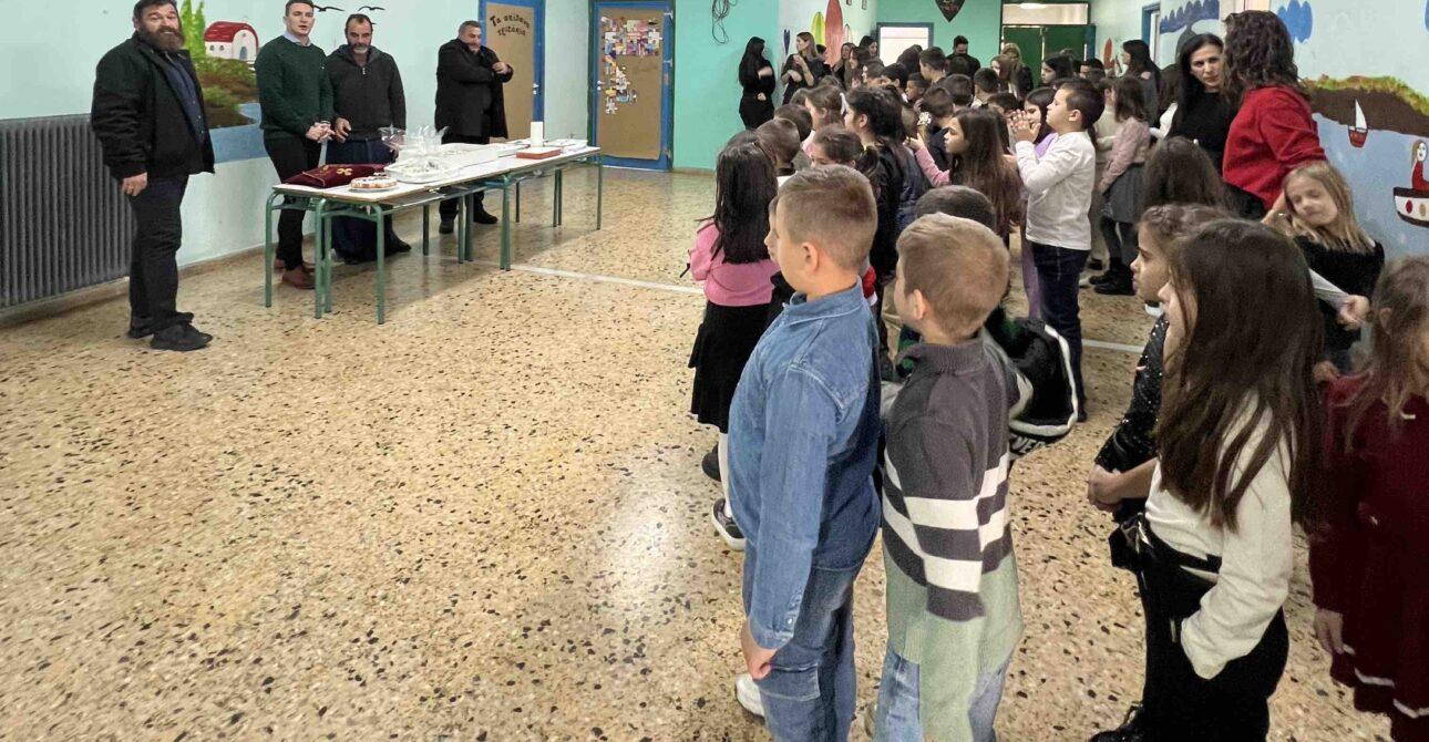 Εκκλησιασμός και κοπή πρωτοχρονιάτικης πίτας στο σχολείο μας